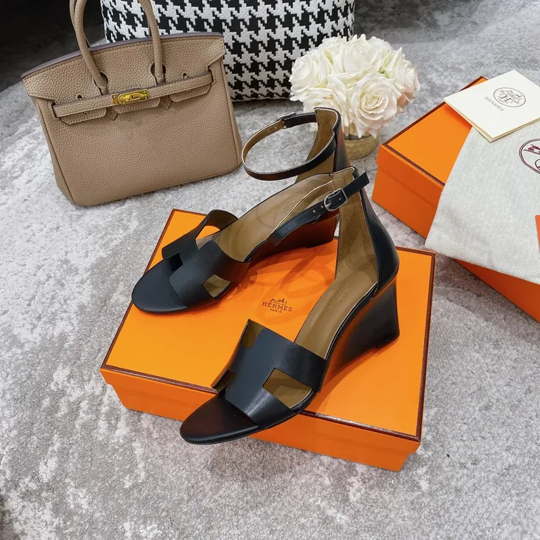 Hermes Shoe 